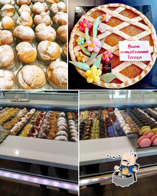 Cibo al Pasticceria Caffetteria Meeting
