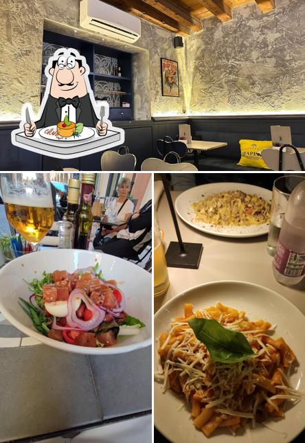 Dai un’occhiata alla immagine che presenta la cibo e interni di Skalette Bistró