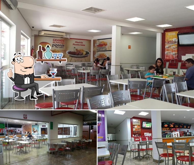 Veja imagens do interior do Giraffas Paracatu