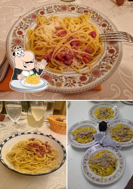 Spaghetti alla carbonara al Trattoria S. Clemente