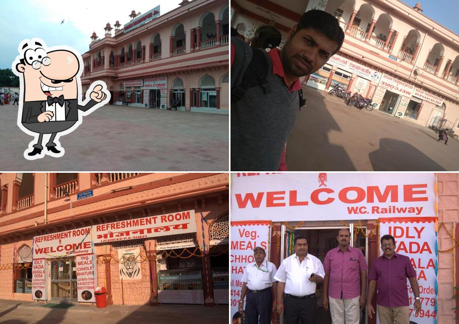 Check out how Refreshment Room/Bhojnalay looks outside