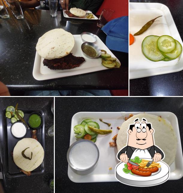 Food at Thalassery Fast Food
