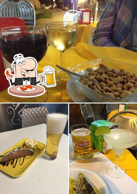 Puoi prenderti un rinfrescante bicchiere di birra chiara o scura