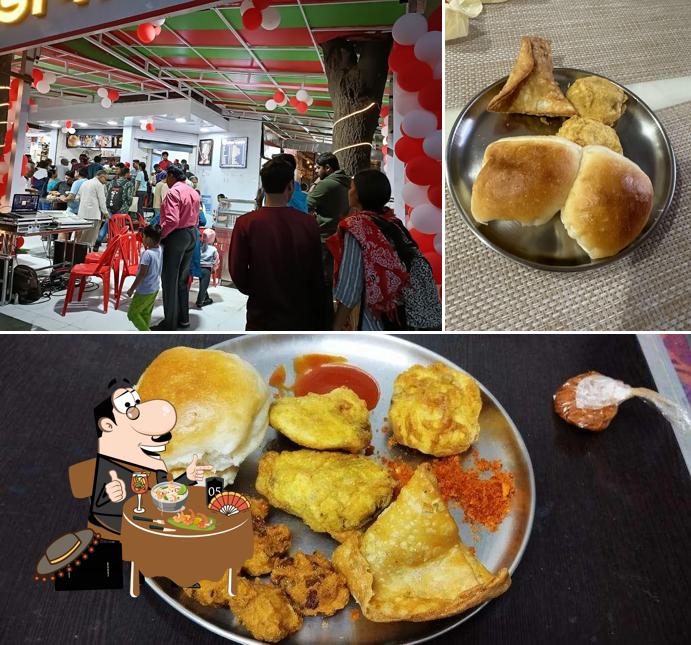Food at Shriram Vadapaav