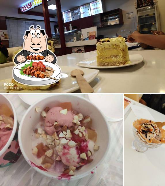 Food at CREAM & FUDGE