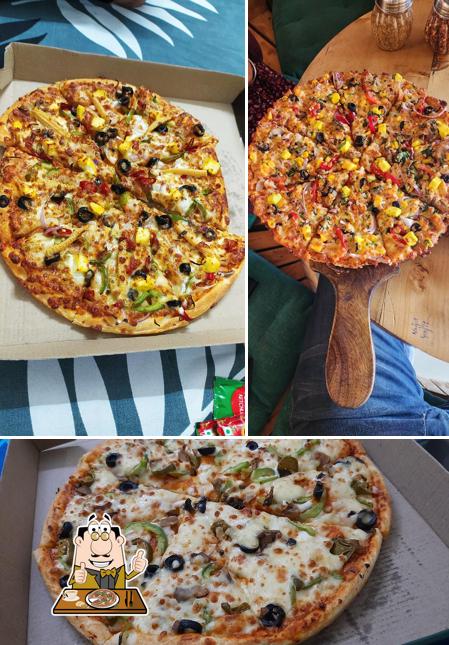 Order different variants of pizza
