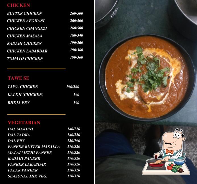 Chicken curry at तंदूरी क्रॉनिकल्स(इंडियन ग्रिल)