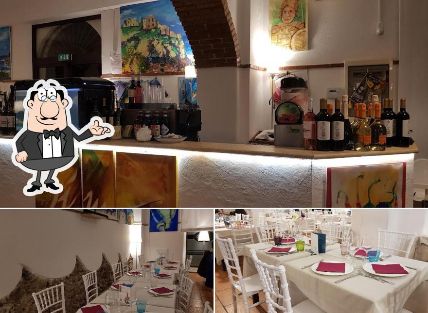 Siediti a un tavolo di SIMO RESTAURANT