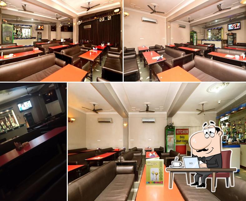 The interior of Rock On Restaurant And Bar