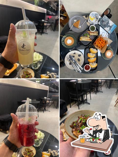 Food at Jonathan's Corner
