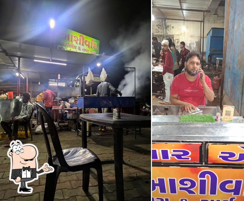 The interior of Ashirwad Moglai Tava Fry And Chinese