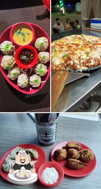 Dumplings at Toshit - Food Truck