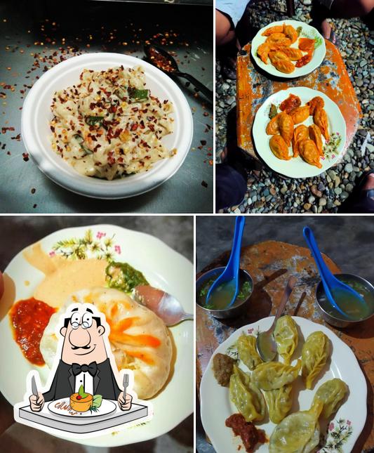 Food at Sonu fast-food
