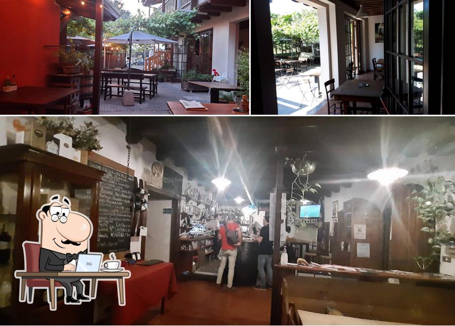 Siediti a un tavolo di OSTERIA ALLE RISORGIVE