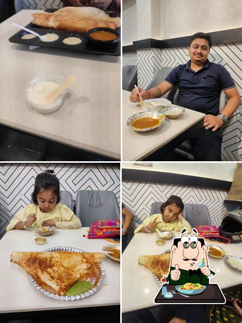 Meals at Hindustan Sweets & Snacks