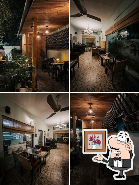 Check out how The Courtyard Diner looks inside