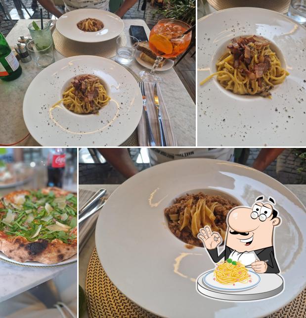 Spaghetti alla carbonara al La Taverna Bistro'