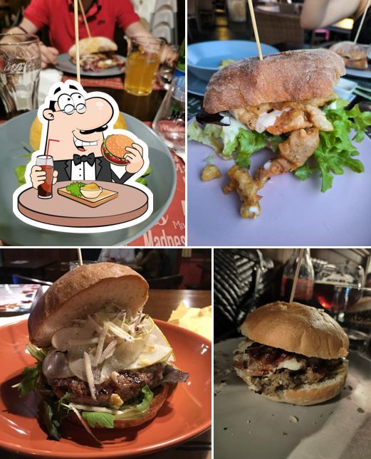 Concediti un bell'hamburger a Madness Pub