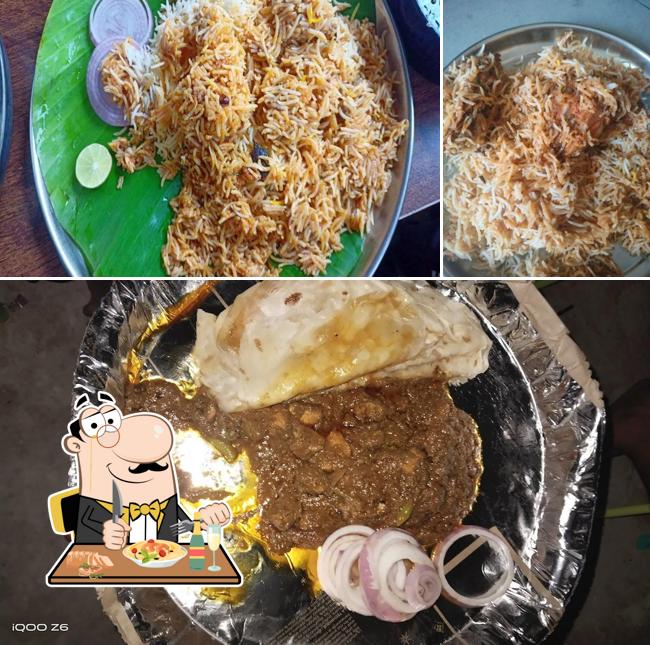 Pad thai at Vishnu Hotel Fast Food
