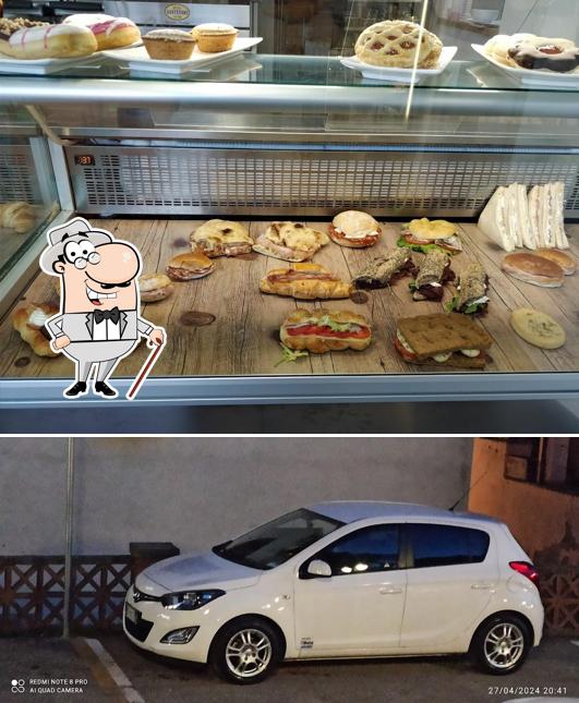 Gli esterni di Bar Tabacchi Tiber