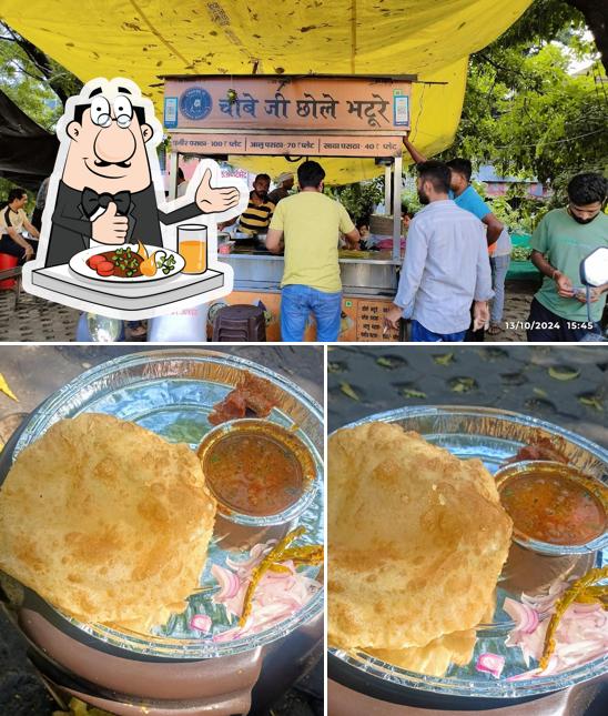 Food at Choubay ji ka Dhaba (Restaurant)