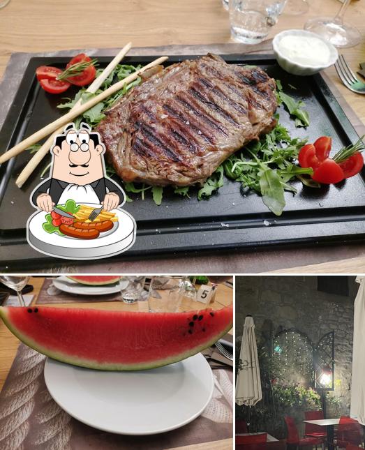 La cibo e interni del ristorante