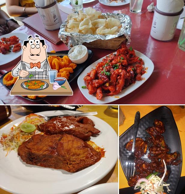 Chicken wings at Amarela Restaurant with Bar