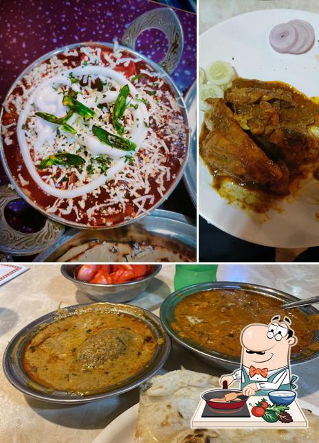 Chicken curry at New Capoor Cafe
