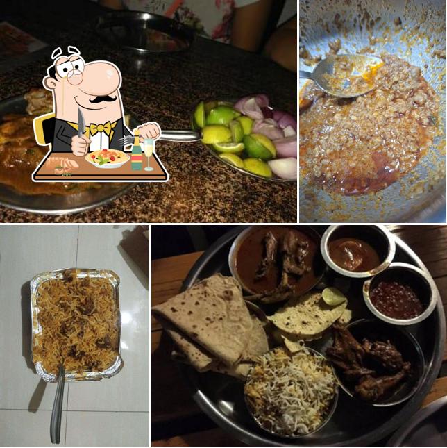 Food at Divtya Budhlya Wada
