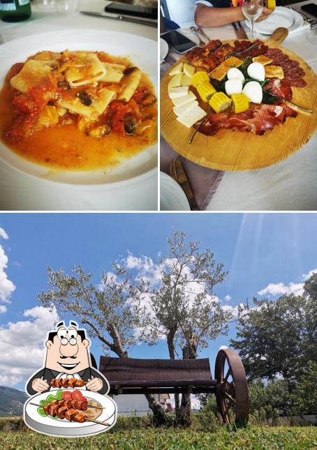 La foto di cibo e interni da Agriturismo La Casa Vecchia