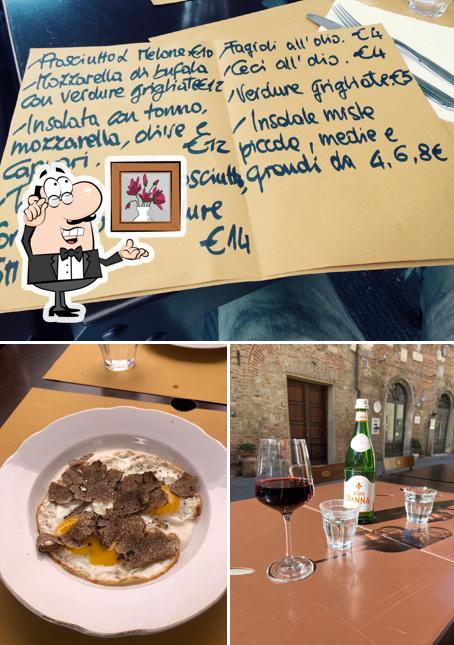 Gli interni di Osteria Enoteca del Caffè Casolani