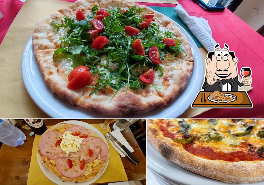 Ordina una pizza a Pizzeria e cucina da Linda