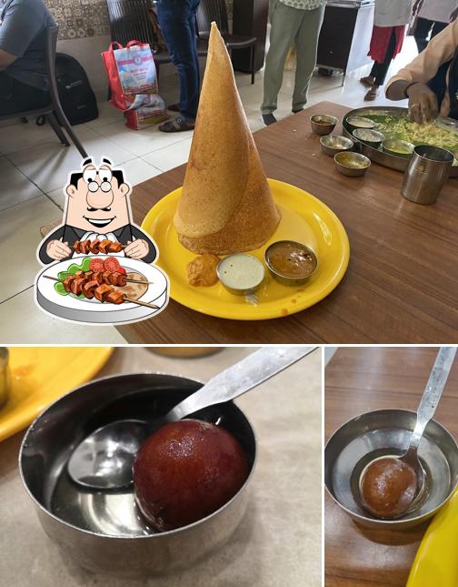 Chocolate mousse at Aryaas Park Veg Restaurant