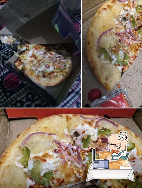 Garlic bread at Sai cake shop (SANJAY KUMAR)