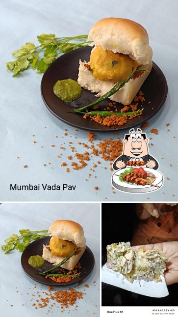 Food at Samosawala