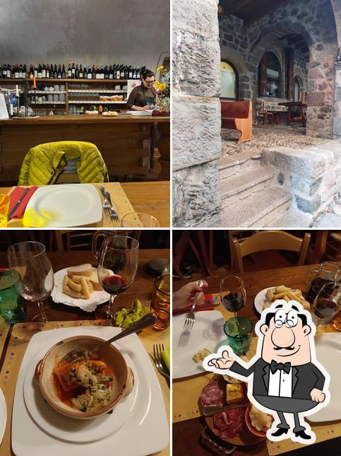 Dai un'occhiata agli interni di Taverna di Arlecchino di Moretti Franco