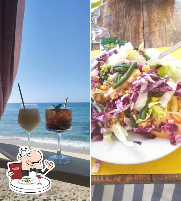 Platti al La Rena Lounge Bar - spiaggia Li Feruli