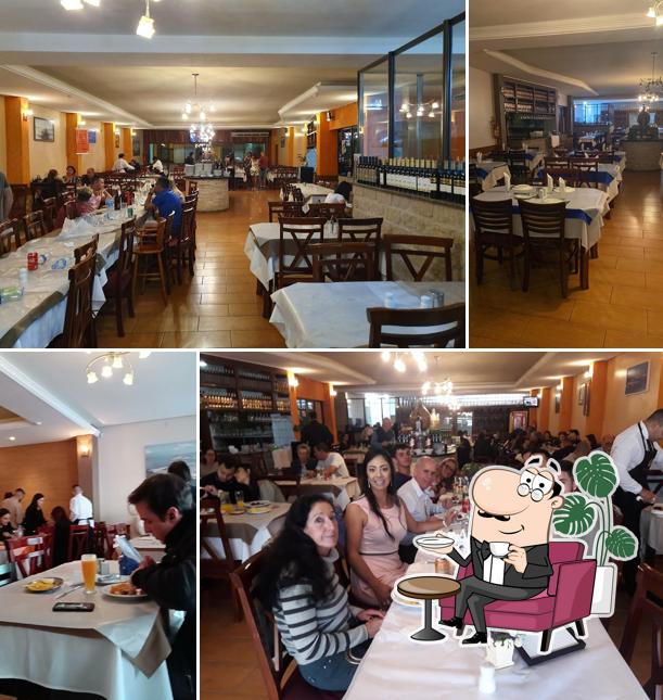 O interior do Galeteria da Nonna