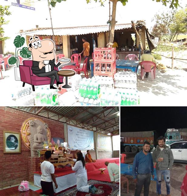The interior of Yadav Dhaba