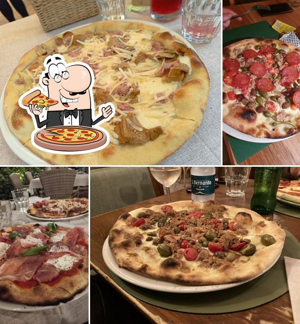 Prova una pizza a Trattoria Pizzeria Flower