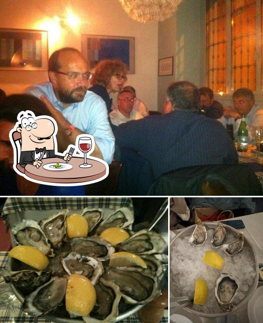 La foto della cibo e interni di Ostriche & Vino
