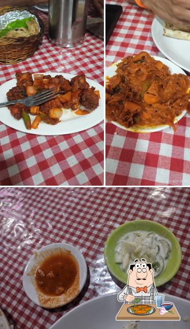 Chicken wings at Raras Restaurant