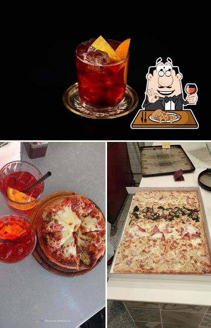 Scegli una pizza a Caffè Cavour