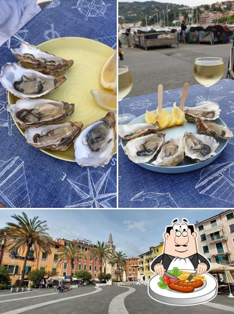 Tra le varie cose da Chiosco di Lerici- Frutti di mare si possono trovare la cibo e esterno