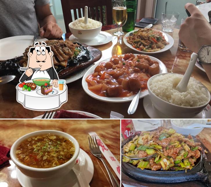 Zuppa calda e acida al Kitajska restavracija Pekinško mesto