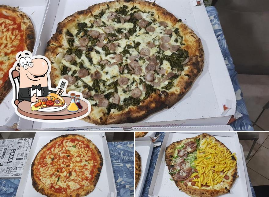 Ordina tra le molte varianti di pizza