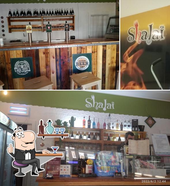 Dai un'occhiata agli interni di Ristorante Pizzeria shalai