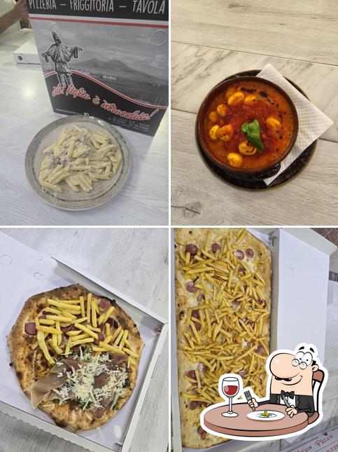 Panino con maiale stirato al oh figlio e ntrocchia