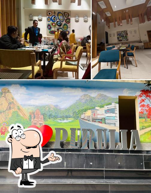 The photo of Tanaya Restaurant’s interior and food