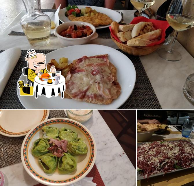 La immagine di cibo e esterno da Osteria Solferino